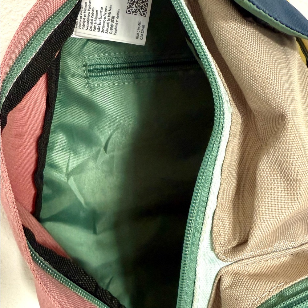 Kavu Remix Colorblock Rope Sling Bag GREAT condition - Picture 4 of 5